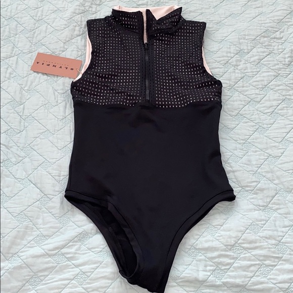 Olympia Activewear Other - Olympia activewear body suit small